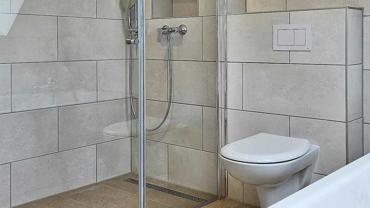 ebenerdige Dusche im Bad